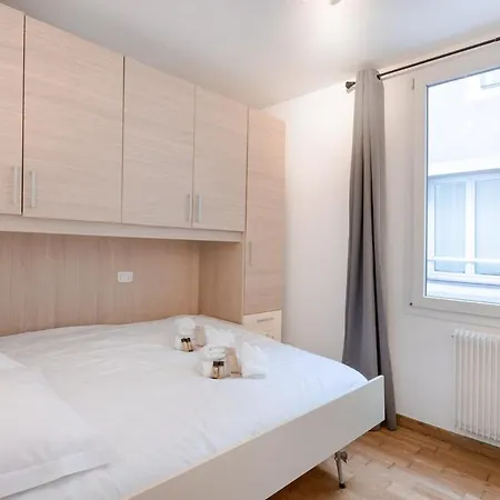 Free Parking Largo Barriera Comfort * Trieszt