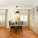 Free Parking Largo Barriera Comfort Apartman Trieszt