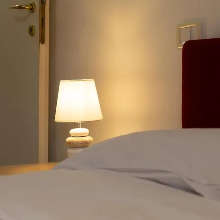 Free Parking Largo Barriera Comfort ترييستي